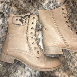 Guess Combat Boots-Light Natural